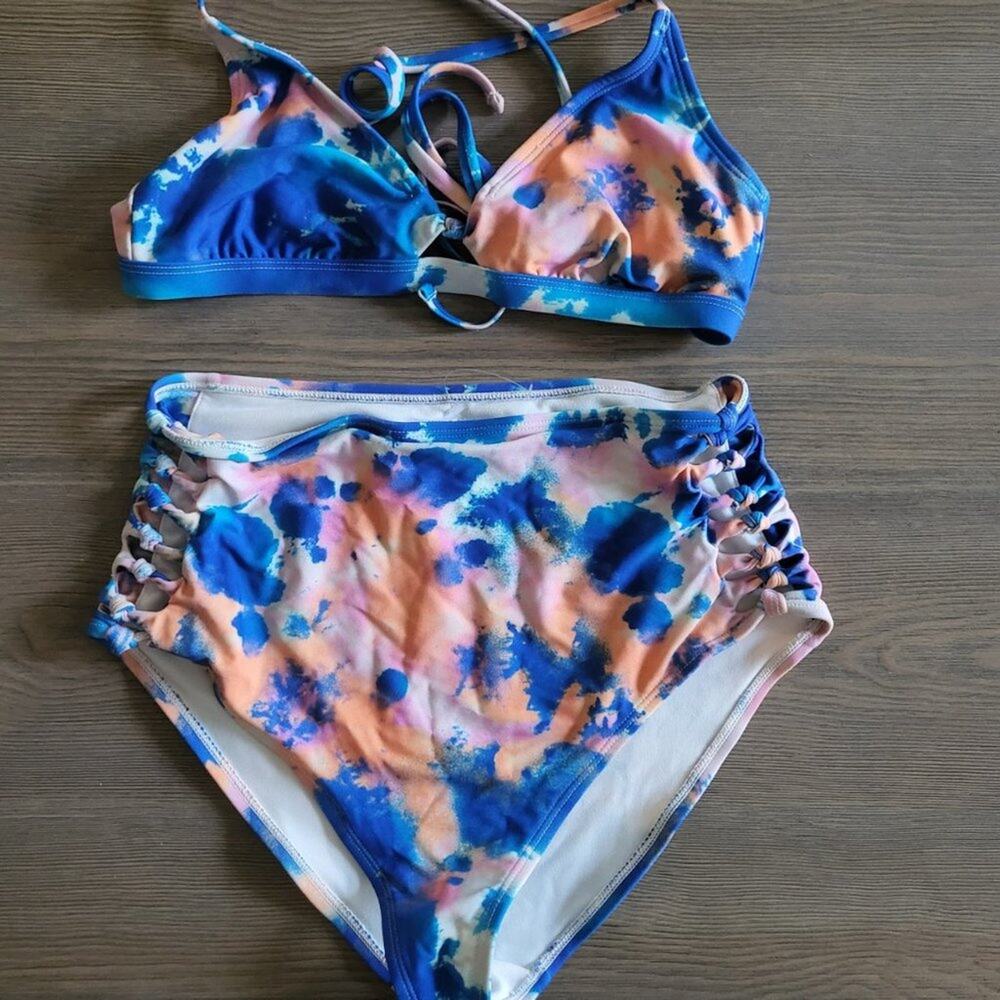 adoreme multicolored sz Medium bathing suit
